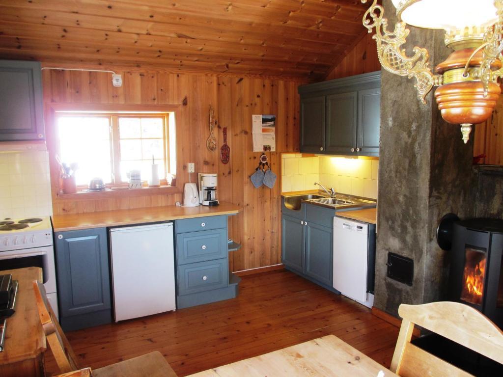 Hogstul Hytter - Skojestua - 2 Bedroom Cottage Tuddal Værelse billede